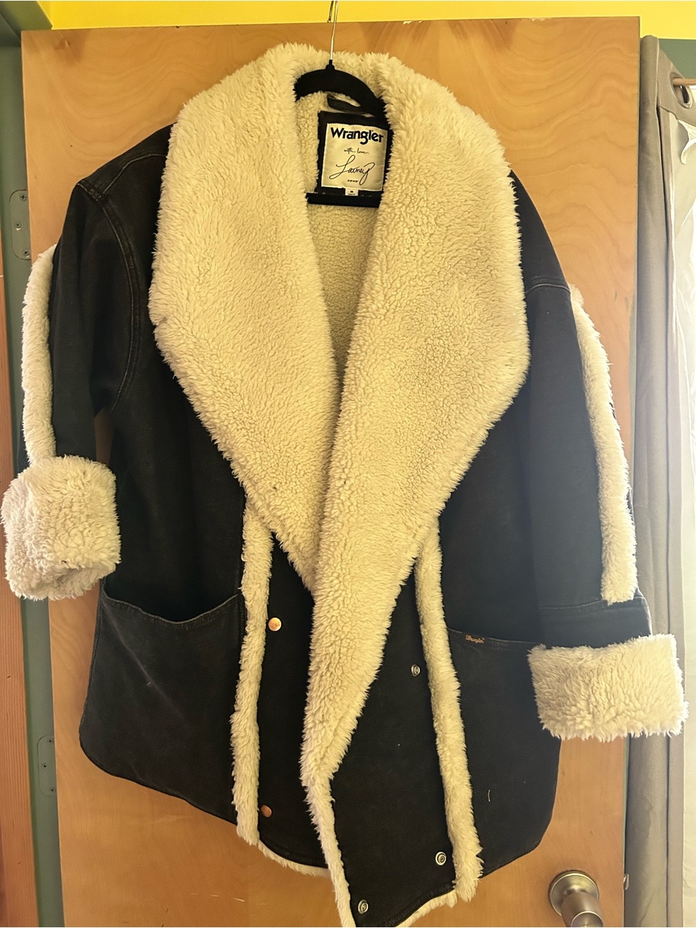 Lainey Wilson X Wrangler black denim coat with fur trim